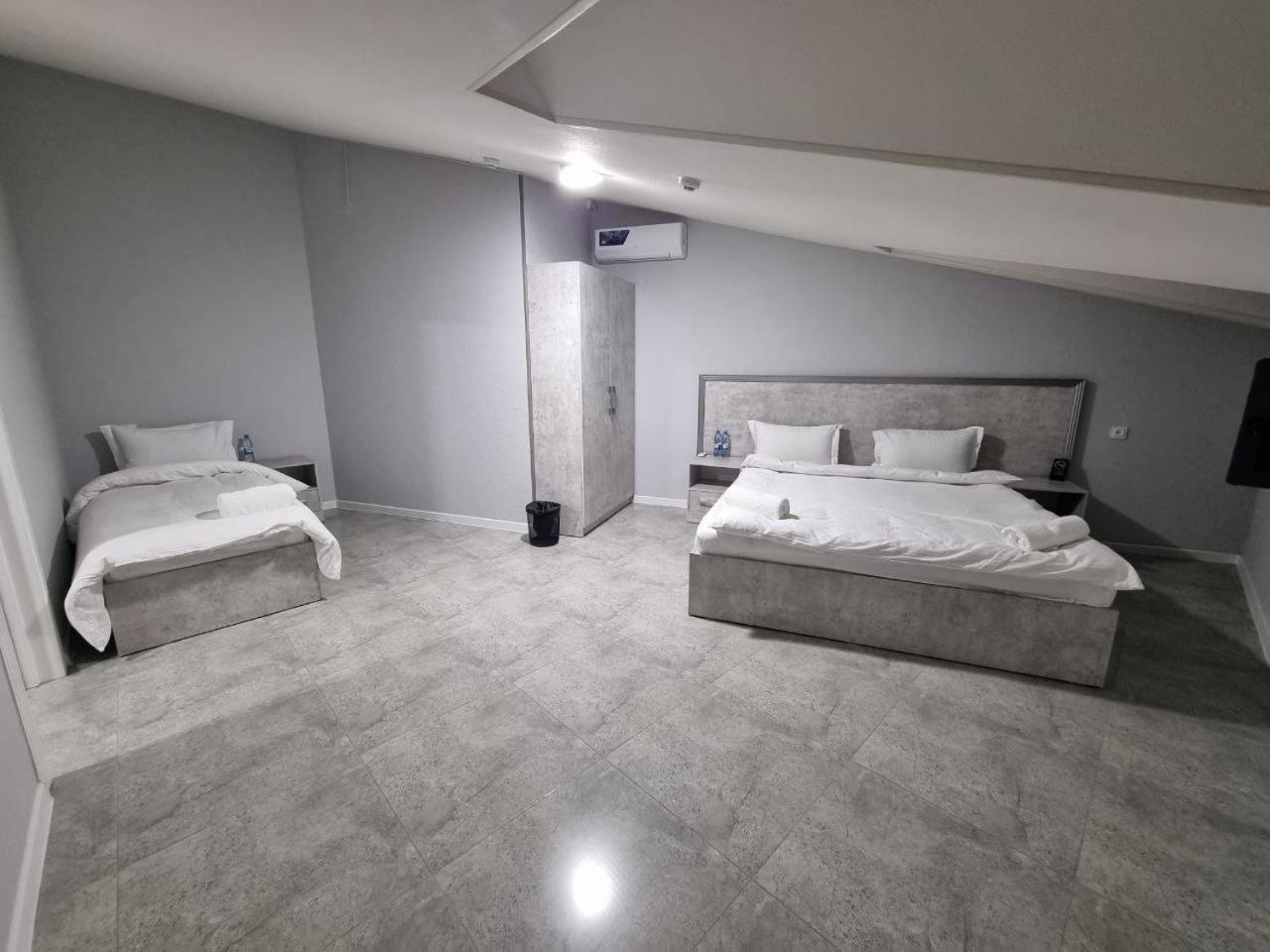 Revel Hotel Tasjkent Eksteriør bilde