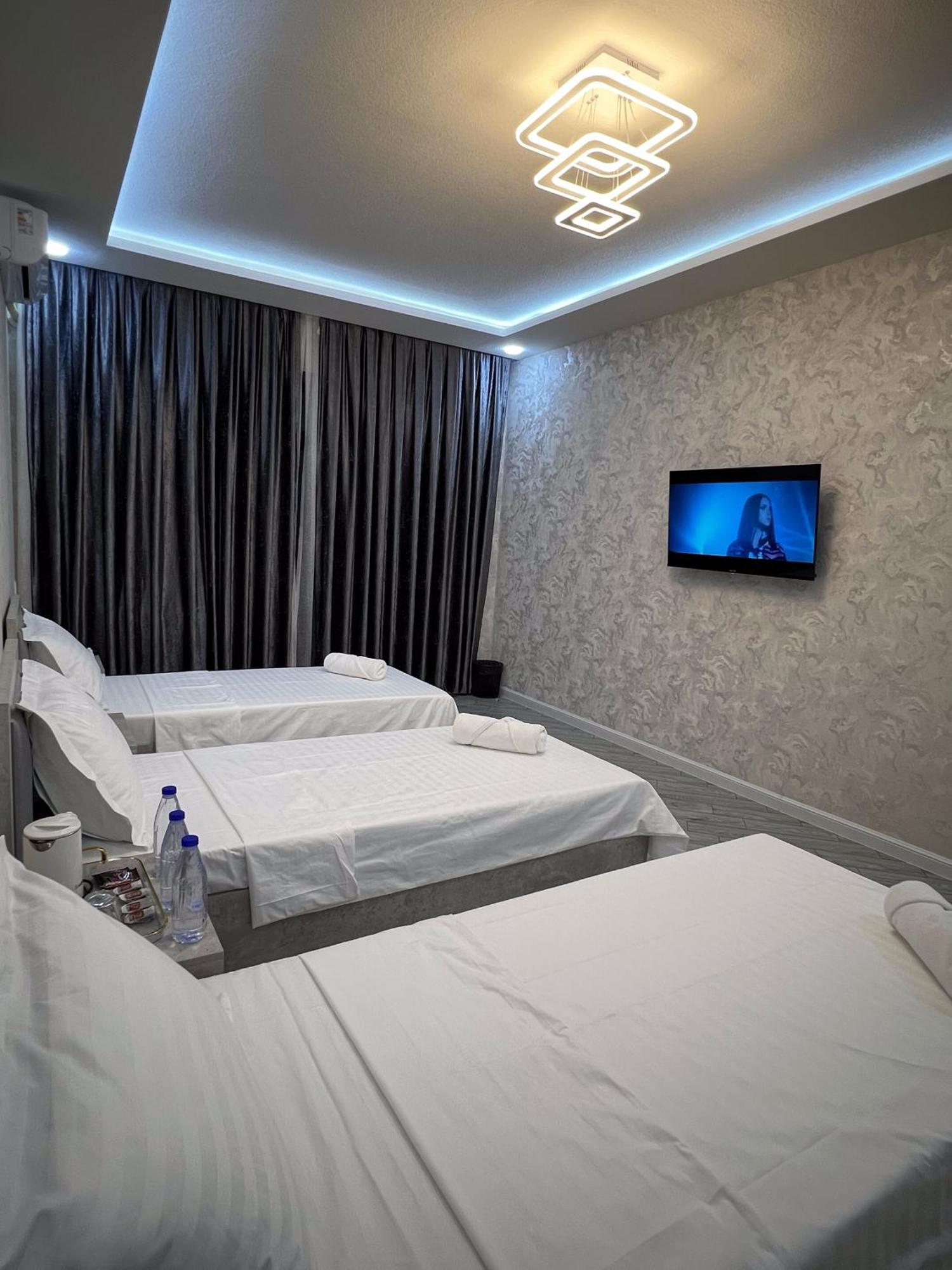 Revel Hotel Tasjkent Eksteriør bilde